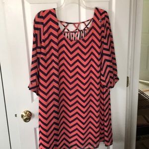 Chevron dress with cutout on back